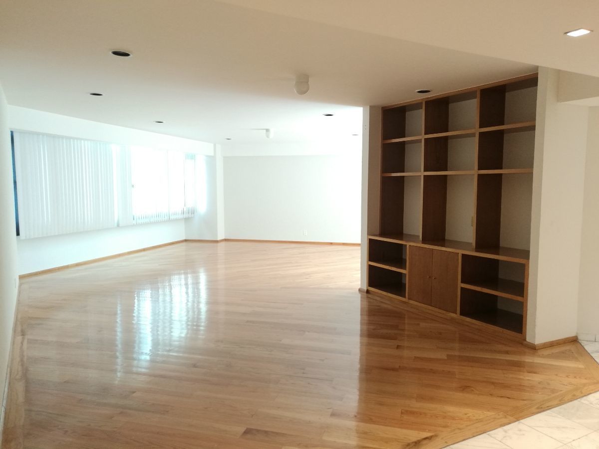 venta  departamento, bosques de las lomas, excelente estado