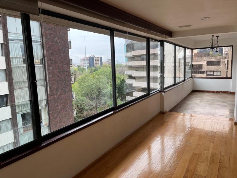 Departamento en VENTA frente a Parque Hundido, Av. Porfirio Diaz 