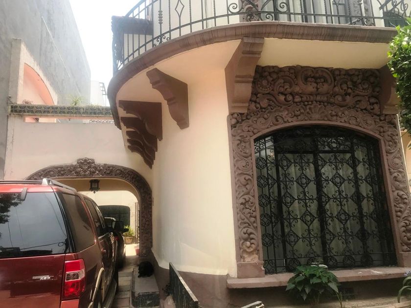 CASA VENTA POLANCO CATALOGADA TERRENO 444m2 