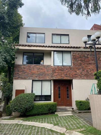 renta casa en condominio cuajimalpa