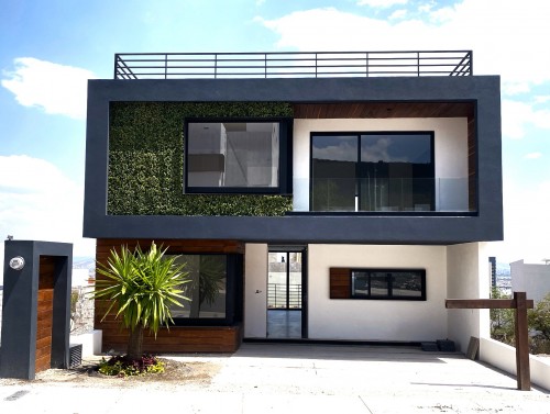 EN VENTA CASA EXCLUSIVO DISEÃ‘O, EL REFUGIO, QUERETARO