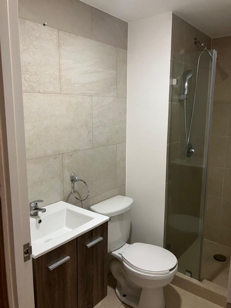 se vende departamento en puerta toreo miguel hidalgo cdmx. 