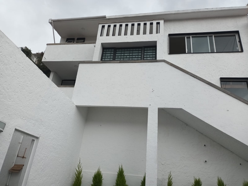 Casa en Venta en Lomas de las Ãguilas