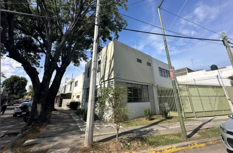 Casa en Venta en Jardines del Bosque