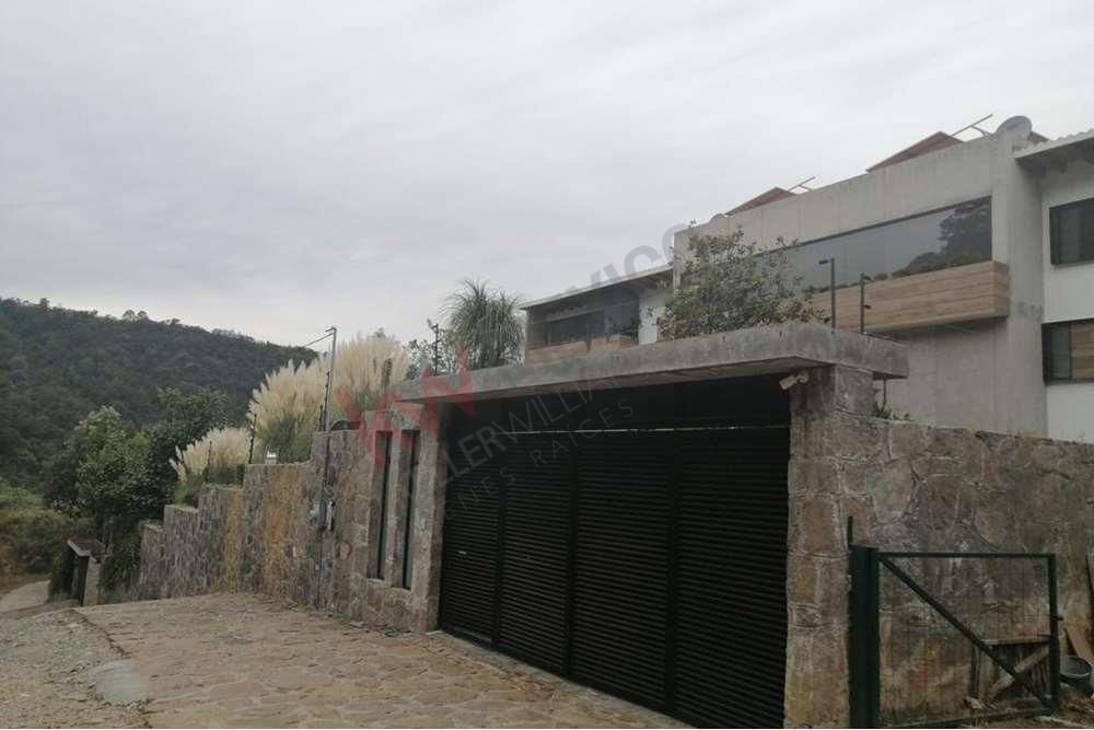 casa en renta en valle de bravo con vista al lago