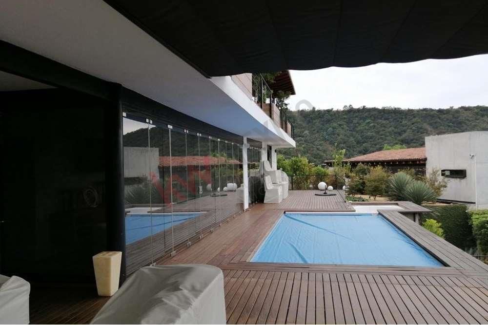 casa en renta en valle de bravo con vista al lago