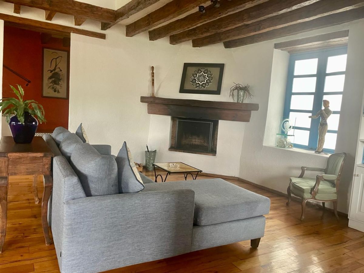 excelente y centrica casa amuebada en renta en valle de bravo