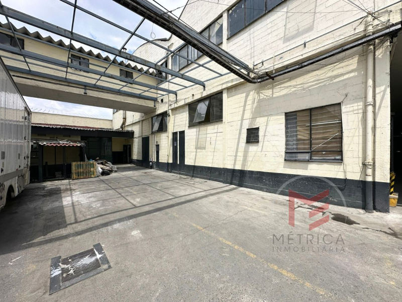 nave industrial / bodega en venta en col. granjas san antonio