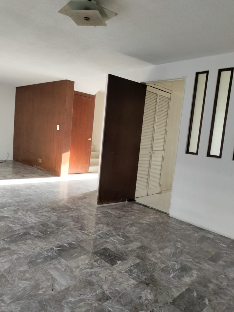 se vende casa en fraccionamiento boulevares naucalpan de juarez