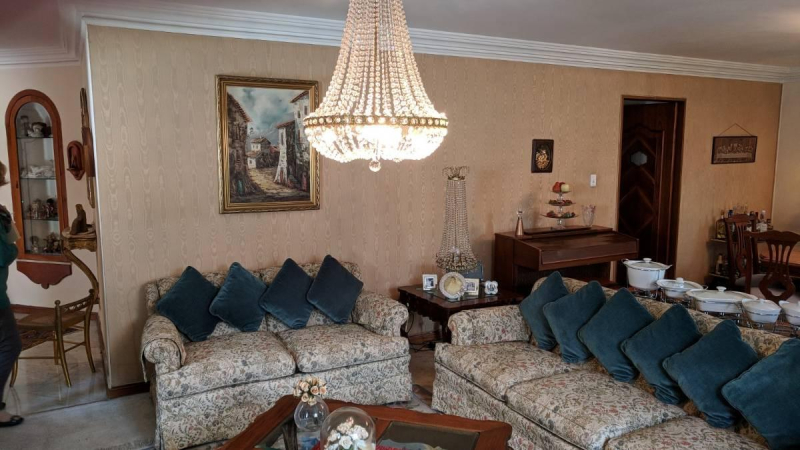 casa en venta en lomas de las palmas