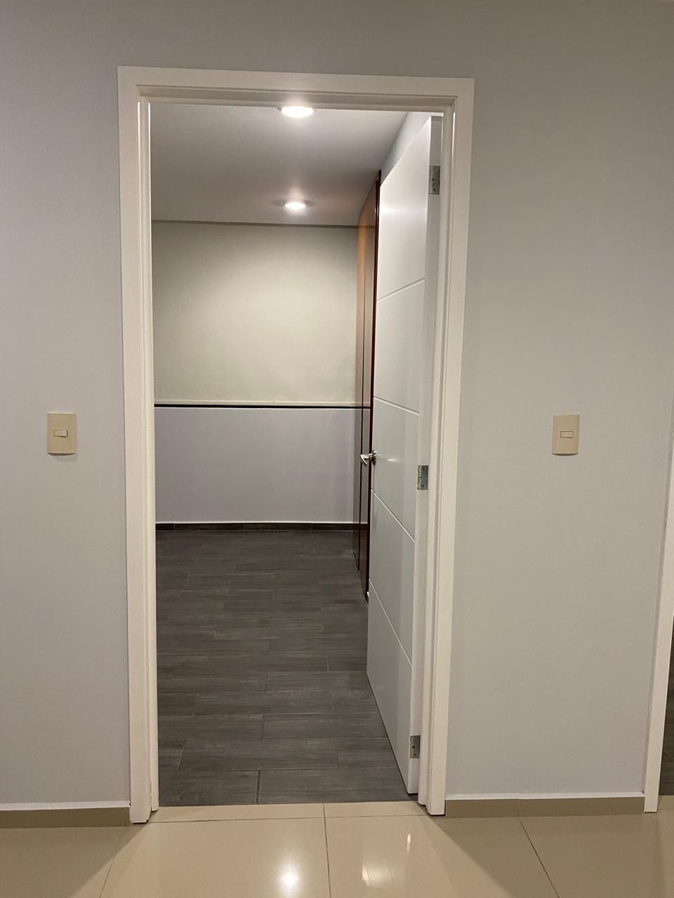 buen departamento en venta en la realeza