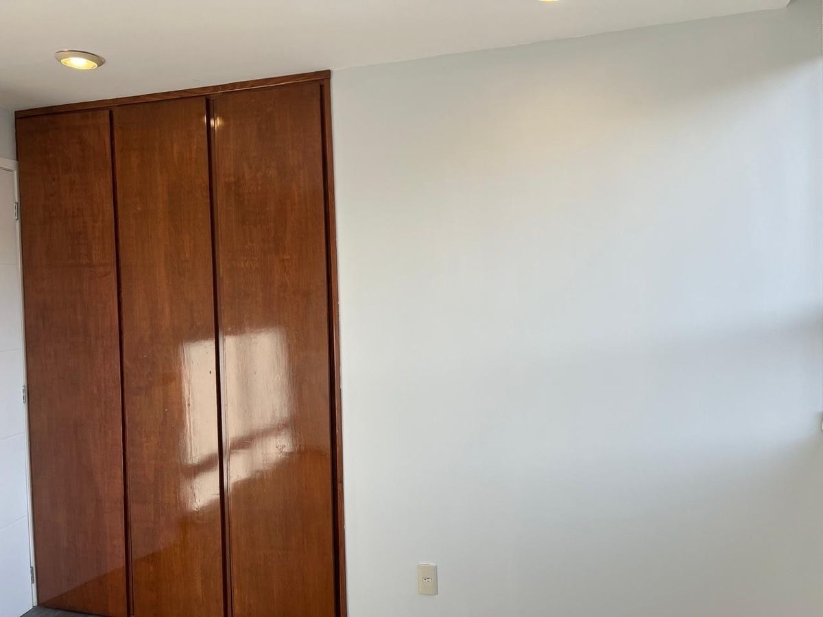 buen departamento en venta en la realeza