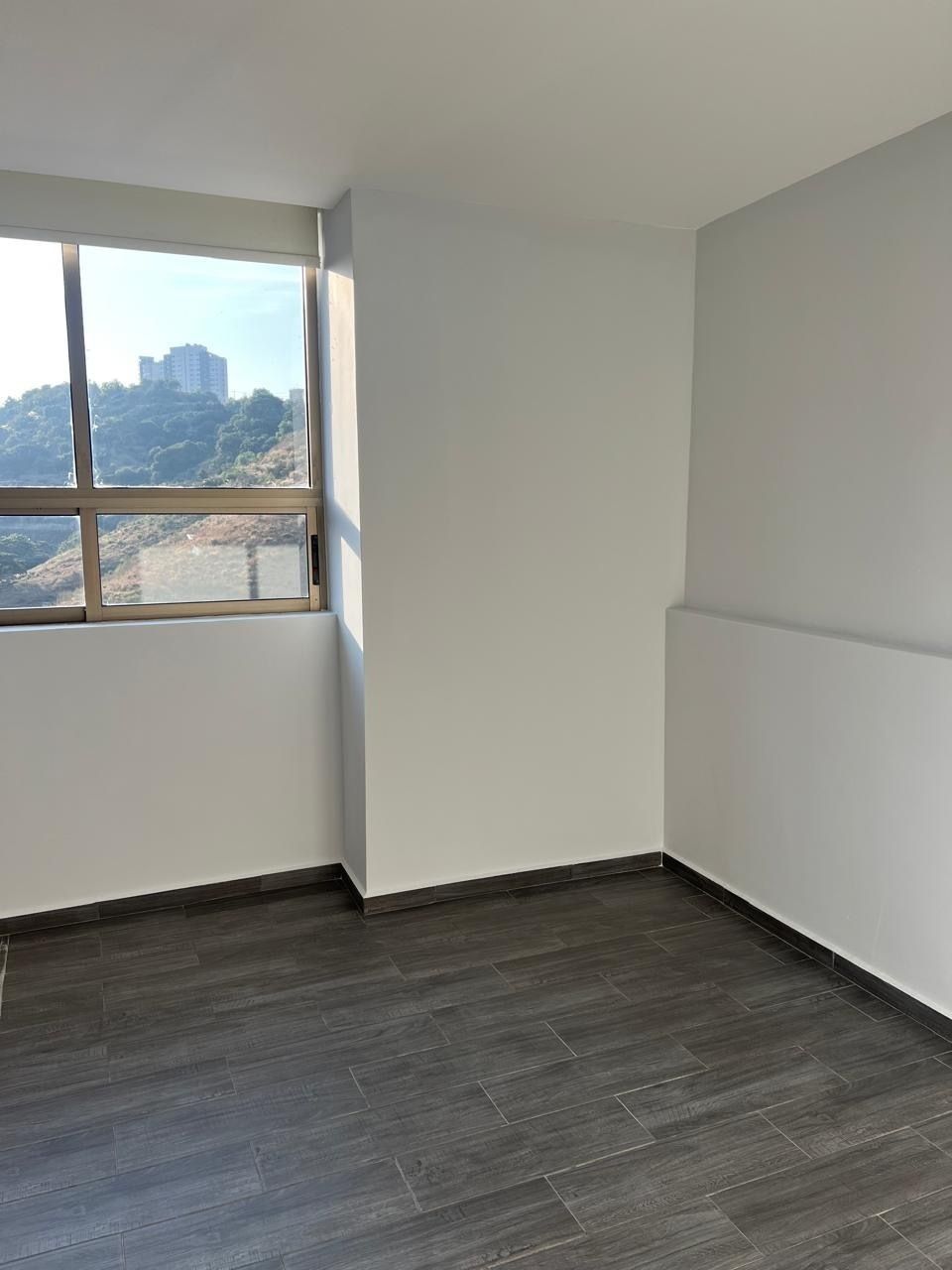 buen departamento en venta en la realeza