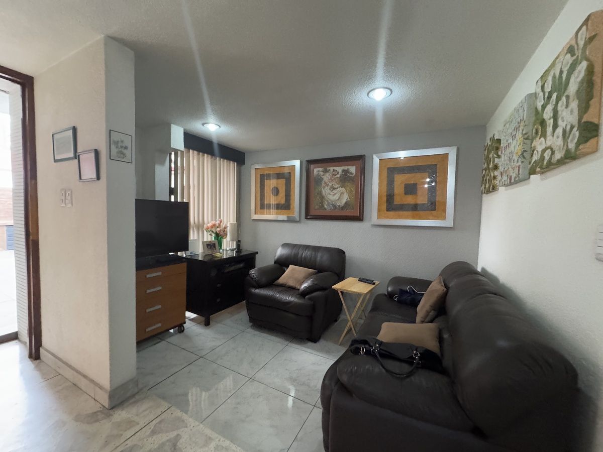 buena casa en venta en coapa