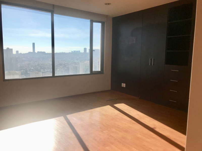 vendo departamento en parque interlomas con terraza